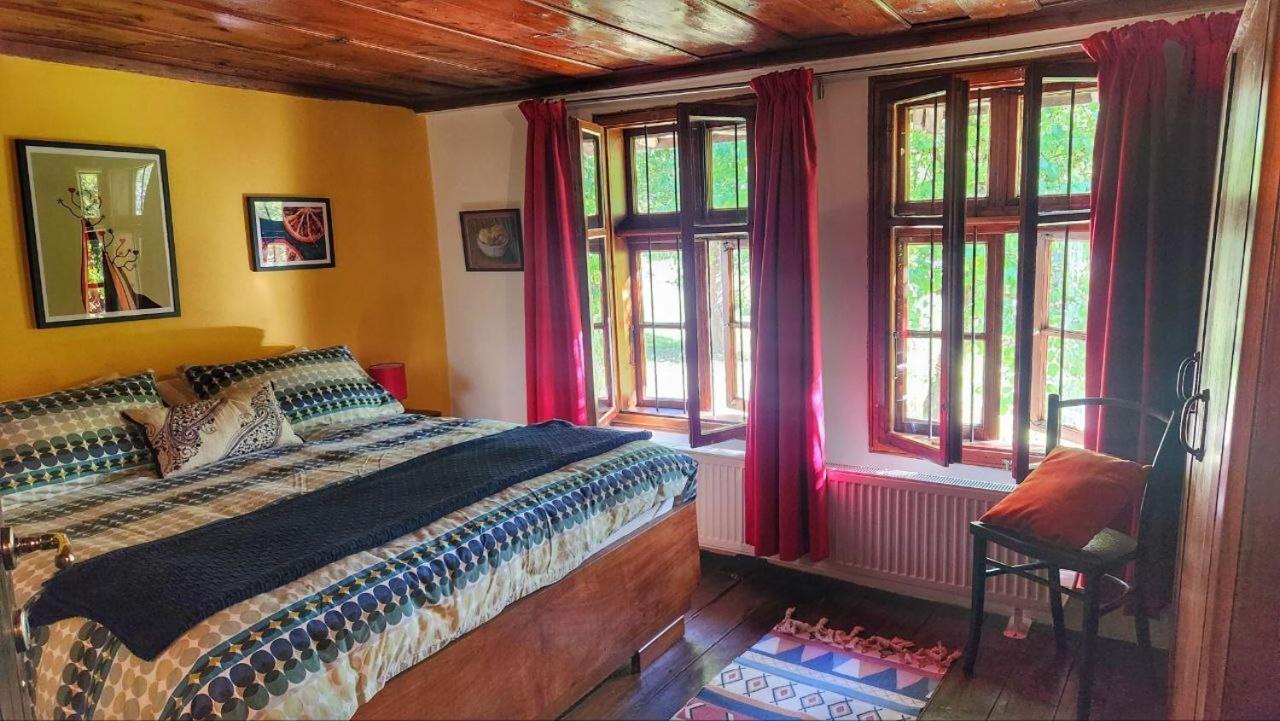Little River Guest House Gabrovo Cameră foto